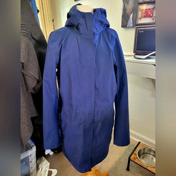 Lululemon Rain Haven Jacket - Picture 5 of 7